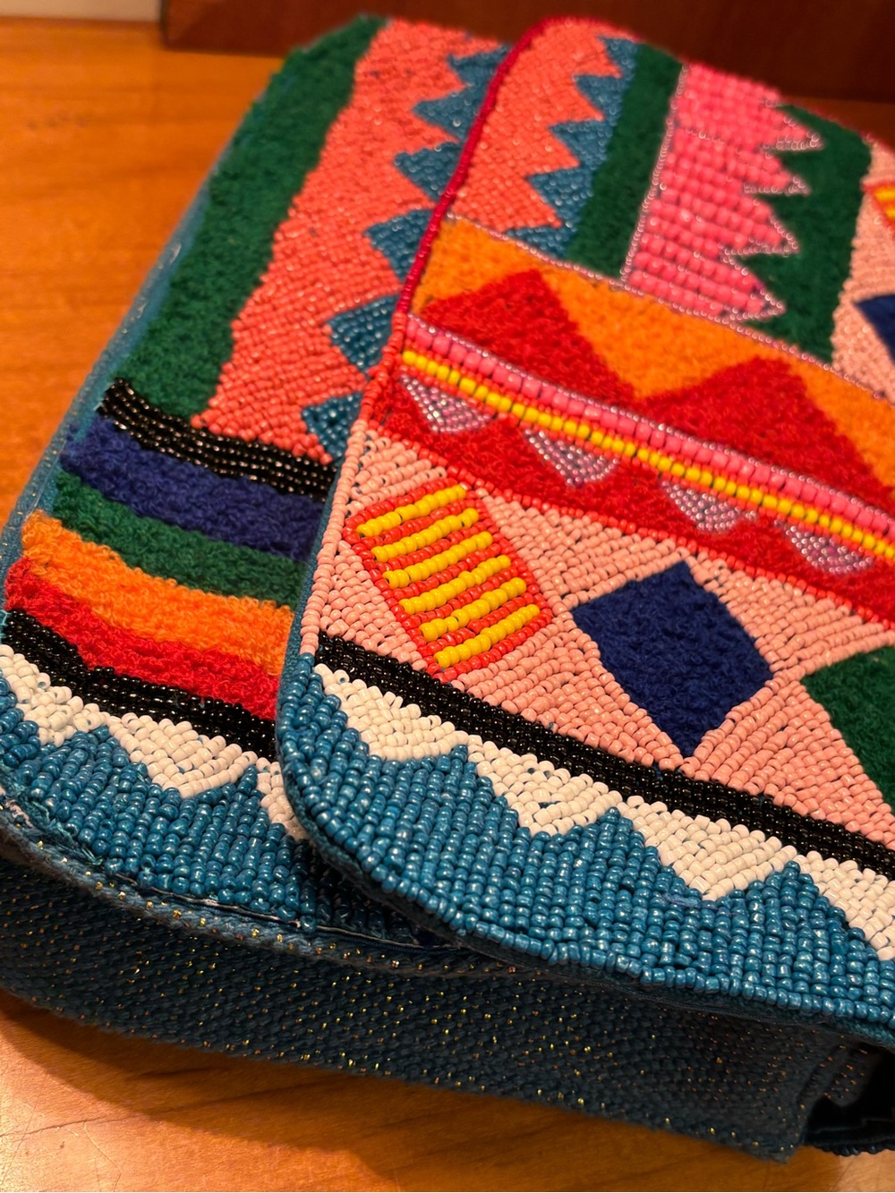 America & Beyond NWT beaded geometric Shoulder Bag or clutch BLUE GOLD RED - Picture 5 of 7